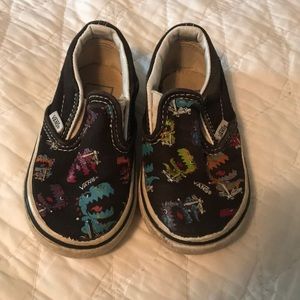 Skateboarding dinosaur vans!
